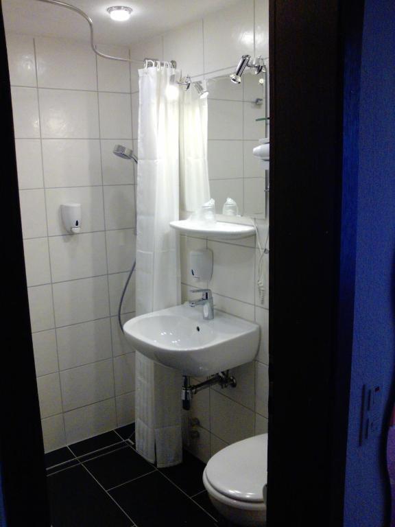 Hotel Garni Am Bowenberg Niederzissen Δωμάτιο φωτογραφία